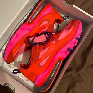 WMNS AIR MAX 270 REACT